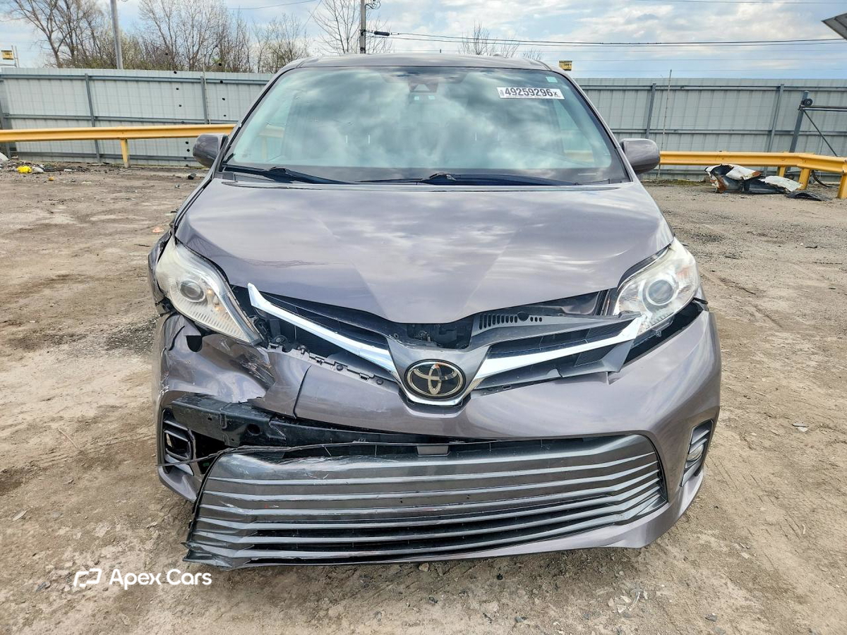 Toyota Sienna 2018