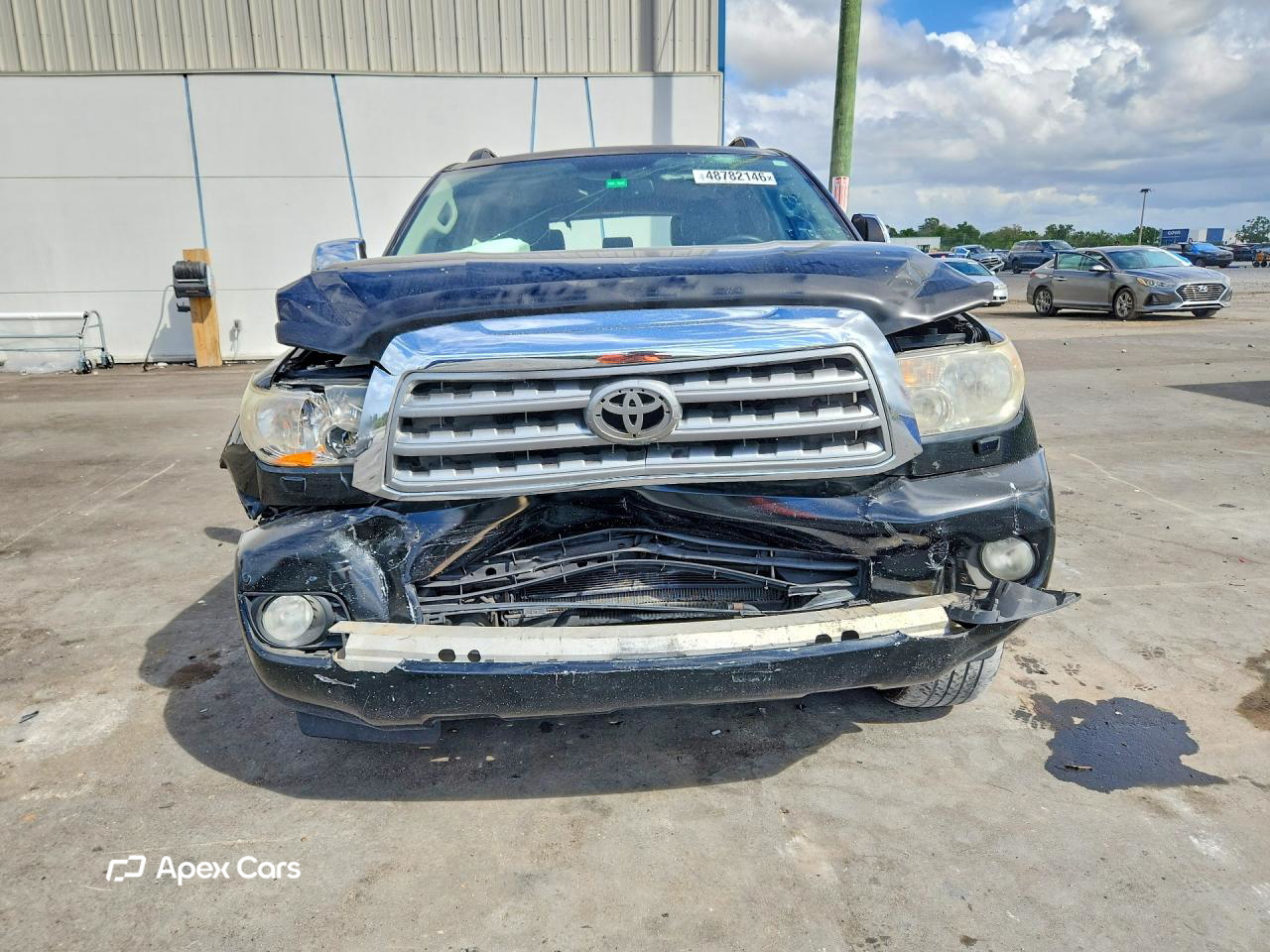 Toyota Sequoia 2011