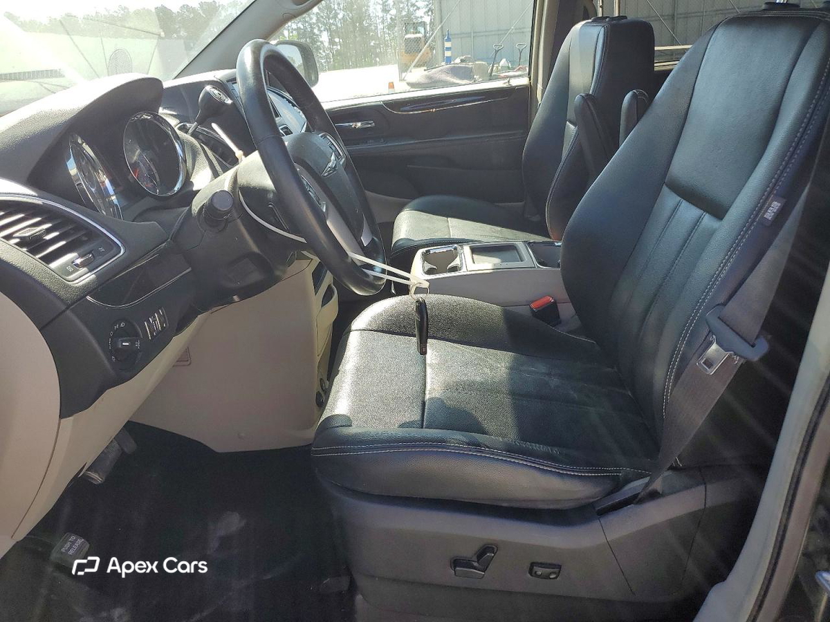 Chrysler Voyager 2016