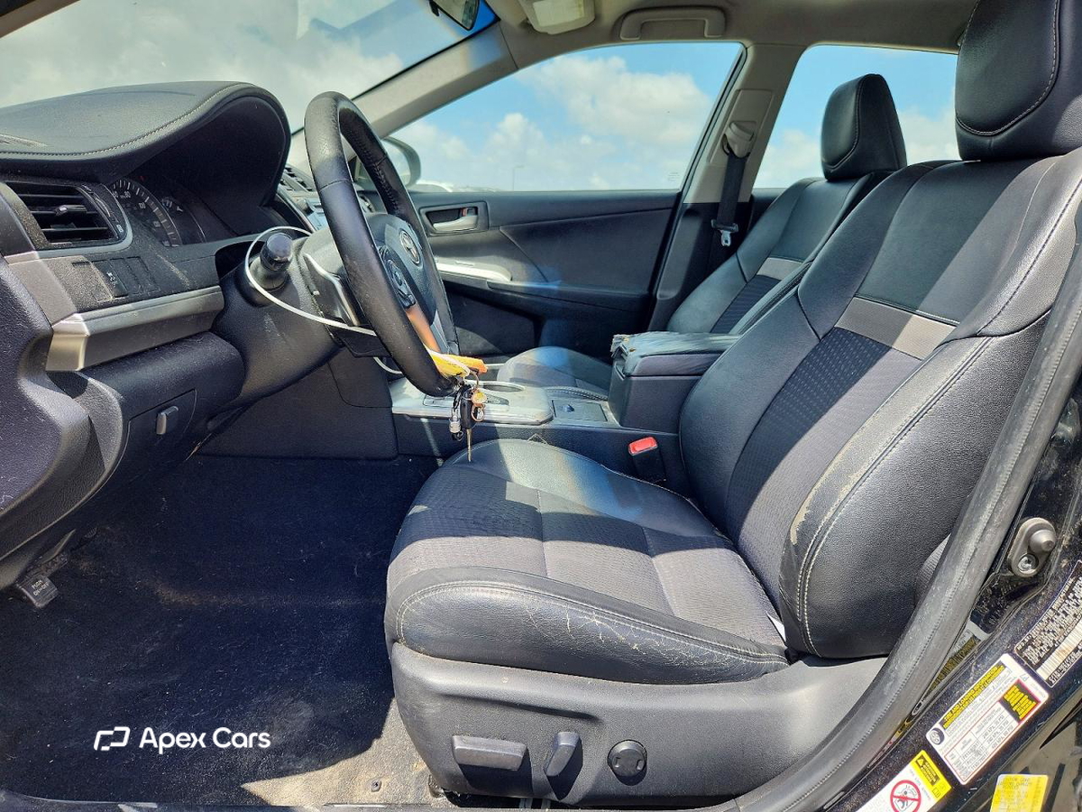 Toyota Camry 2012
