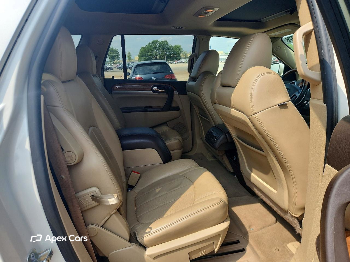 Buick Enclave 2011