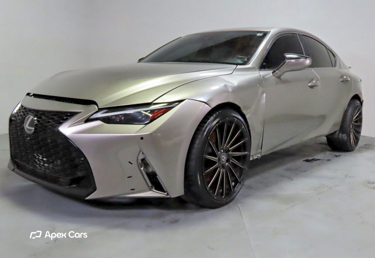 Lexus IS 2021
