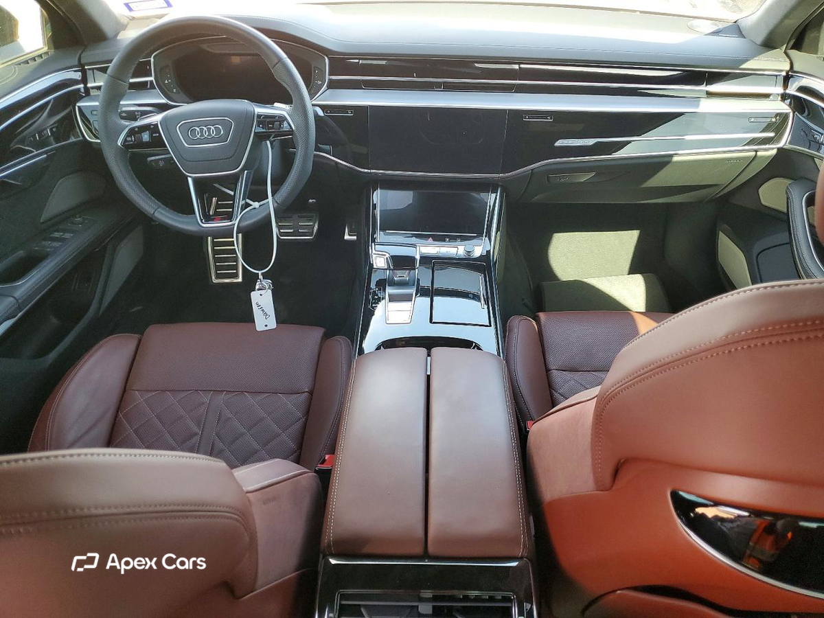 Audi S8 2024