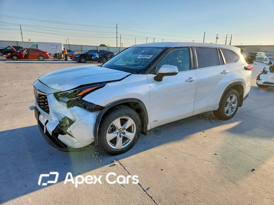 Toyota Highlander 2023 - Image 1 of 14