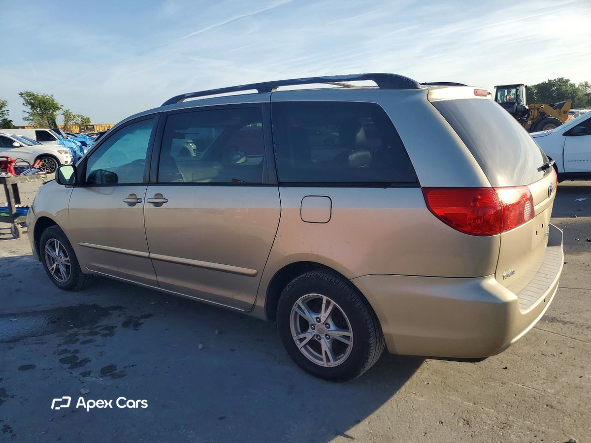 Toyota Sienna 2010