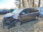 Toyota Sienna 2011
