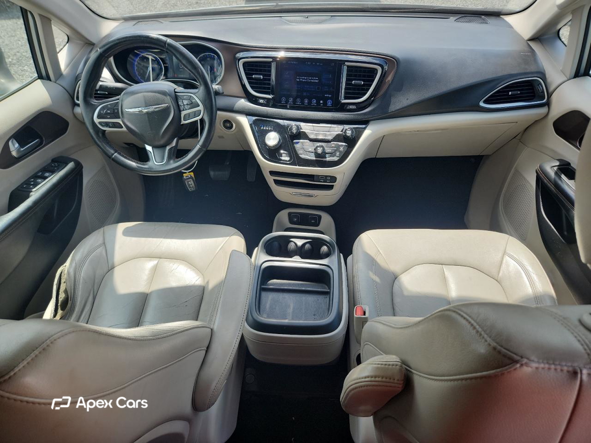 Chrysler Pacifica 2017