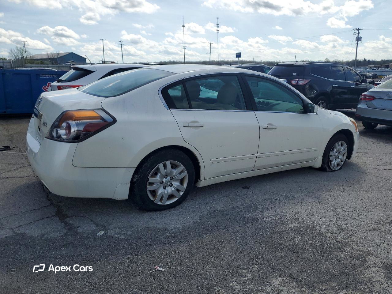 Nissan Altima 2011