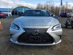 Lexus ES 2019
