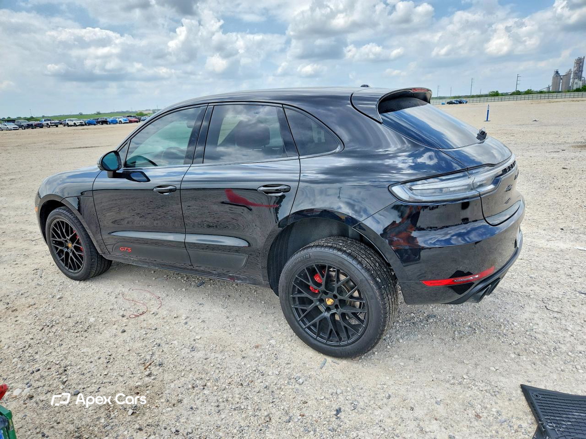 Porsche Macan 2021