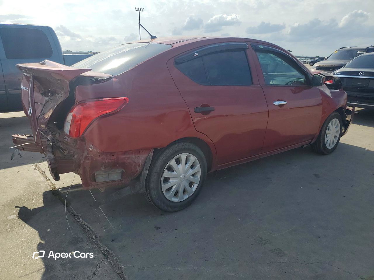 Nissan Versa 2019