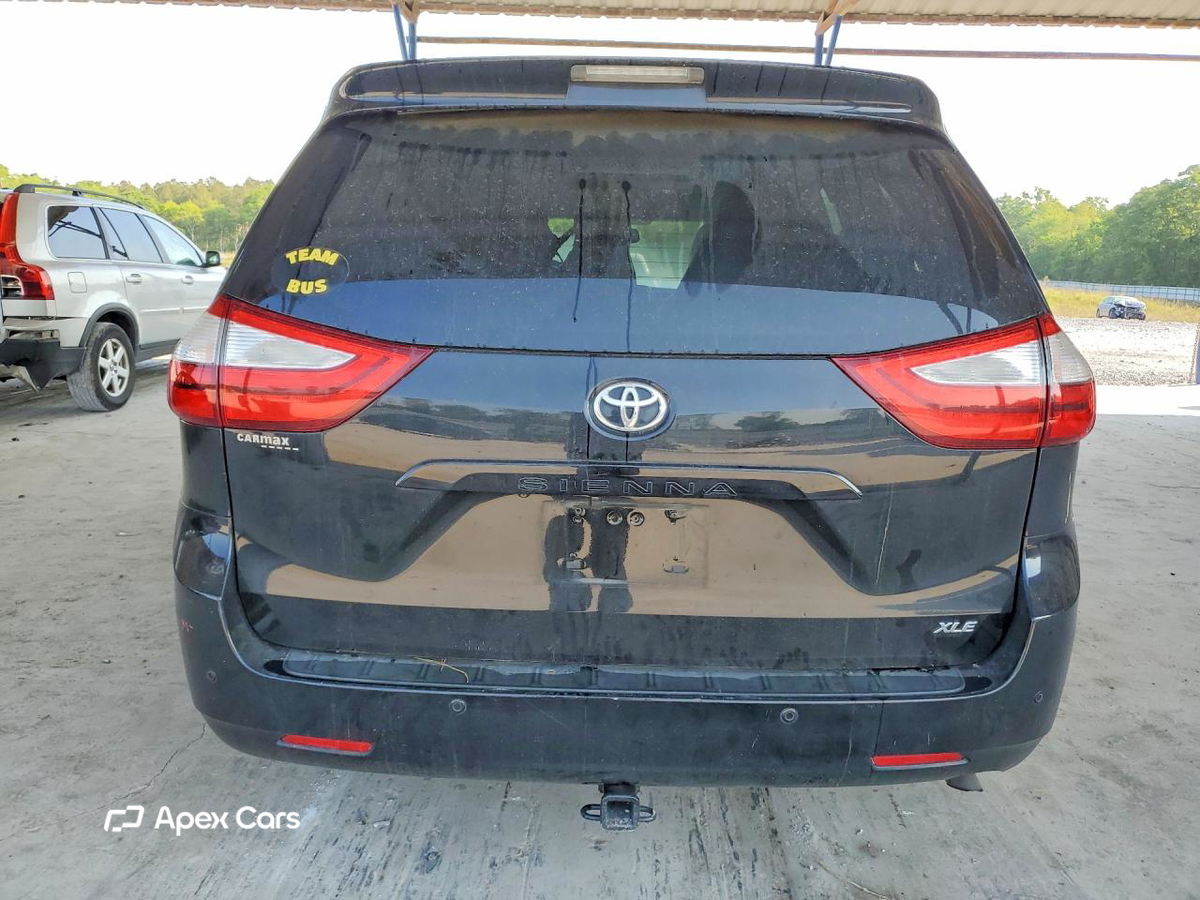 Toyota Sienna 2015