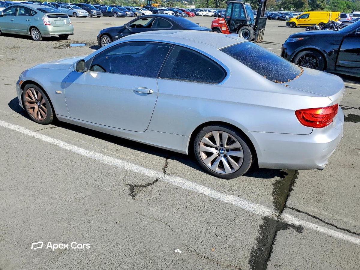 BMW Series 3 2012