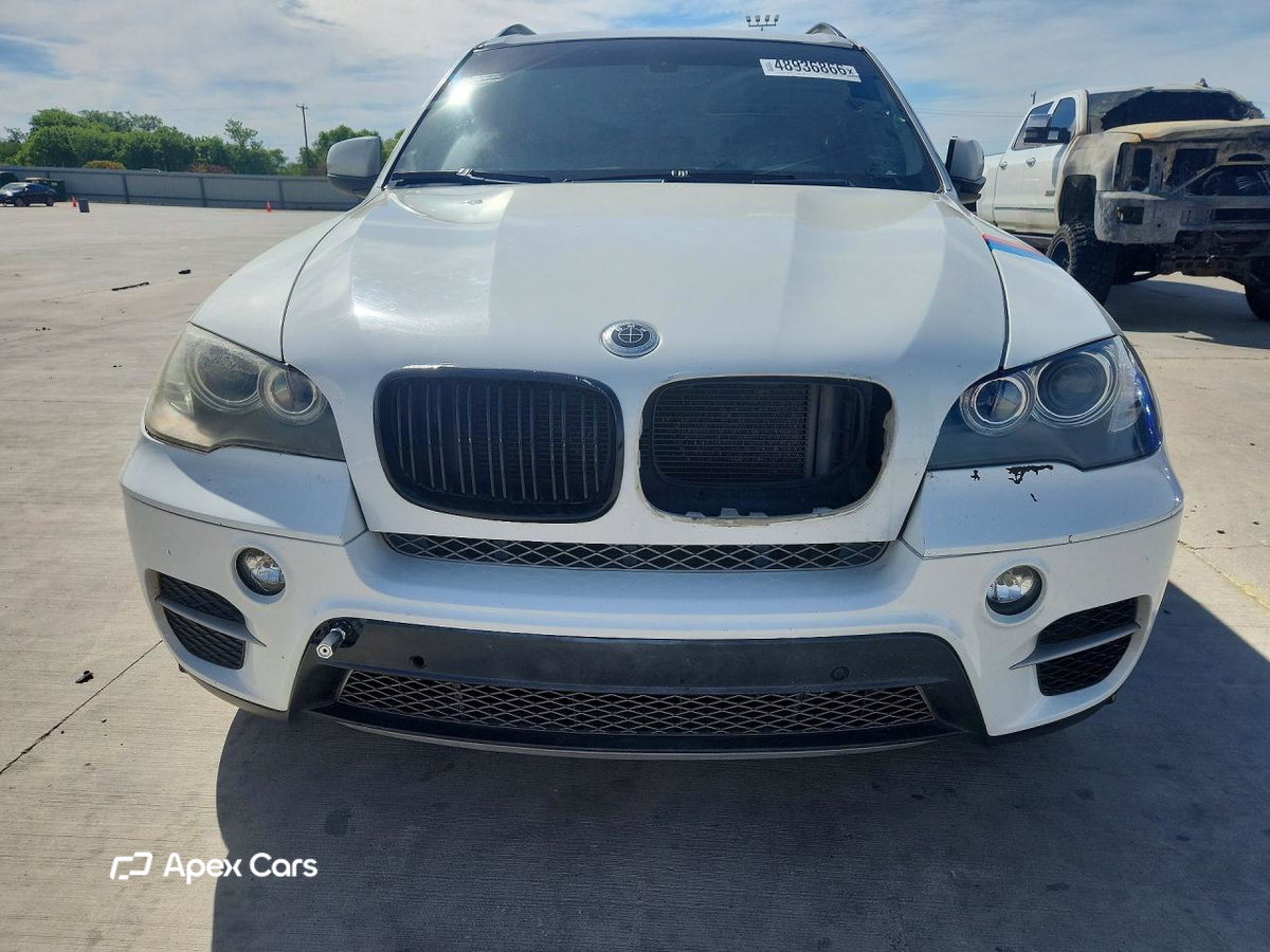BMW X5 2011