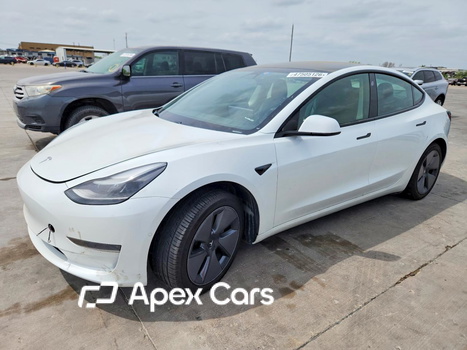 Tesla Model 3 2021 - Image 1 of 5