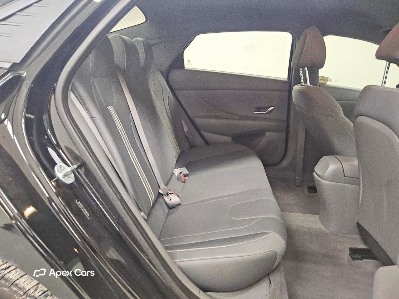 Hyundai Elantra 2023