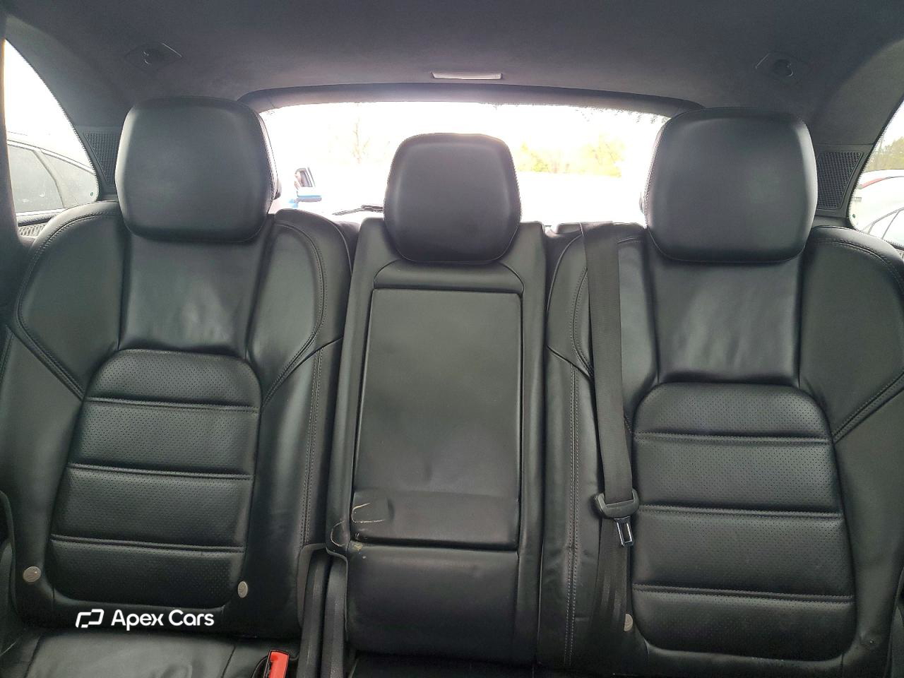 Porsche Cayenne 2012