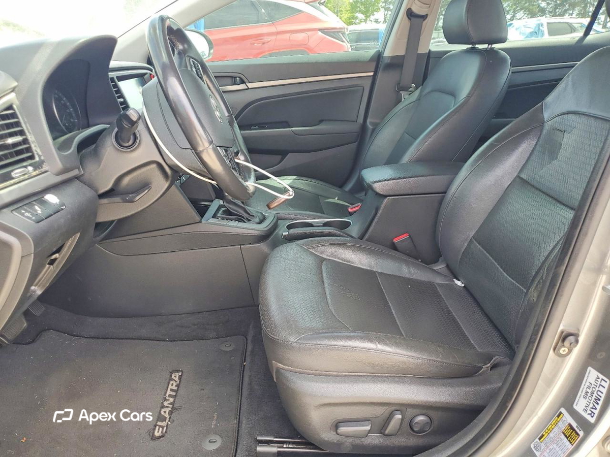 Hyundai Elantra 2017
