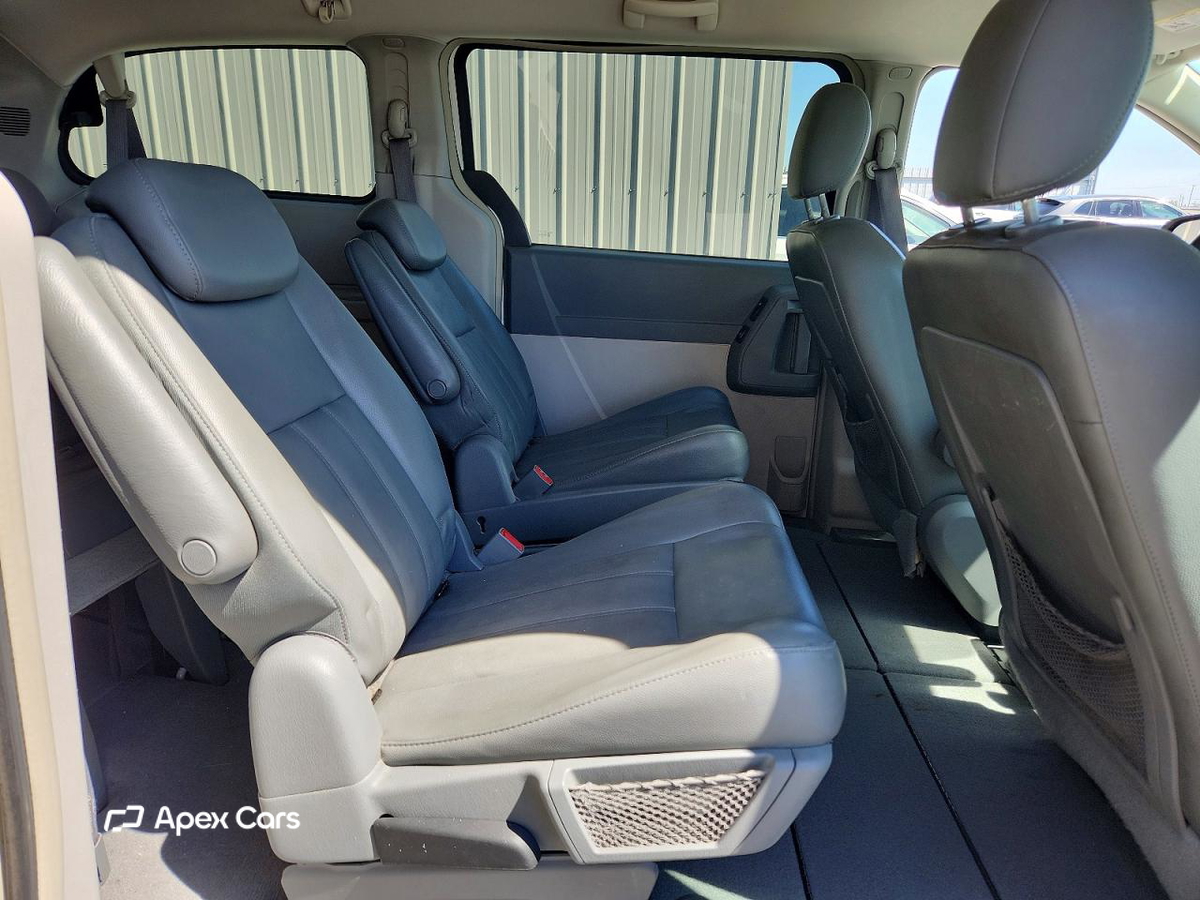 Dodge Caravan 2010