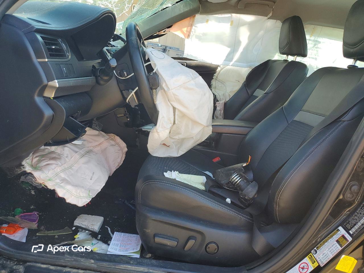 Toyota Camry 2012