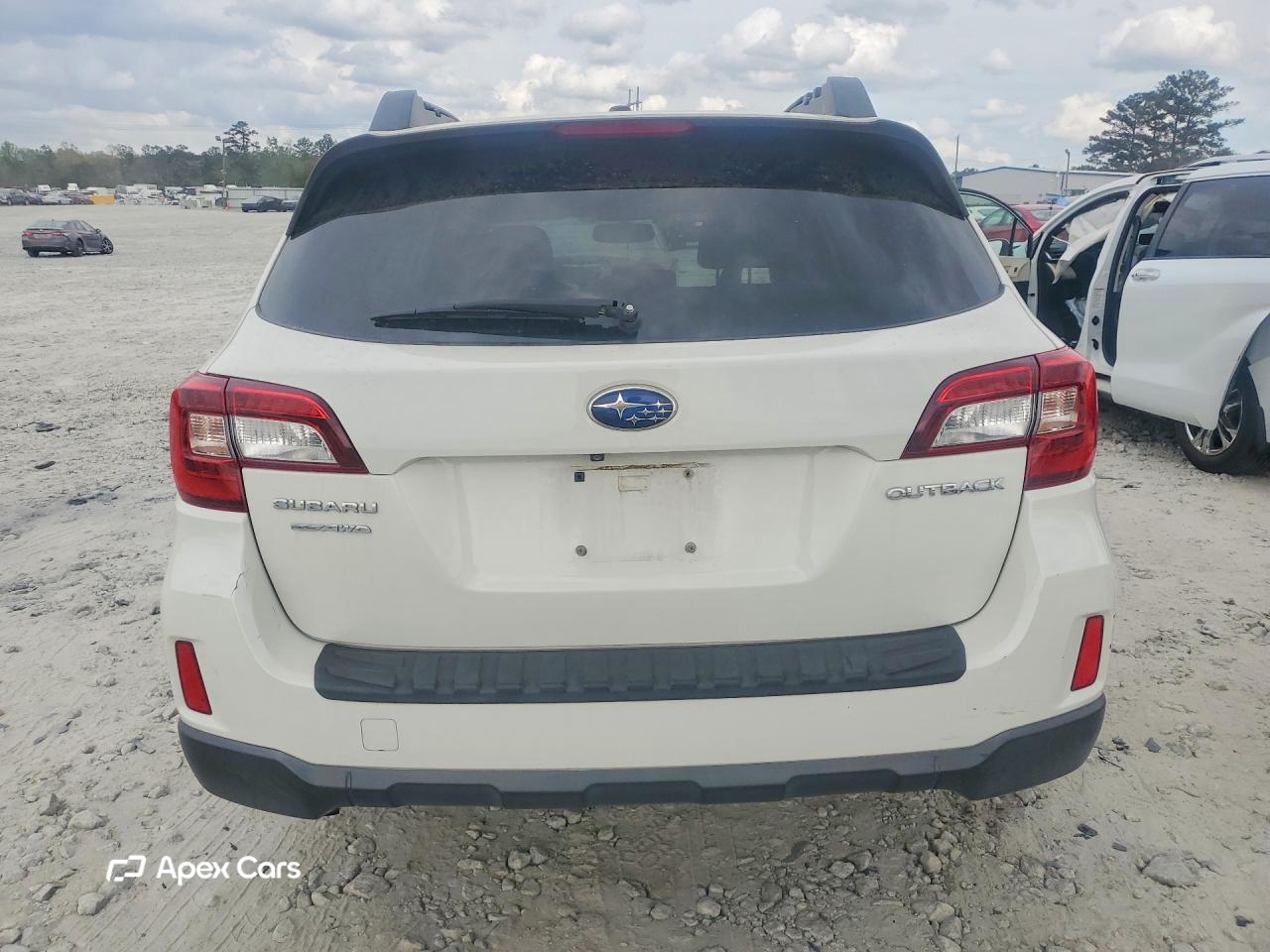 Subaru Outback 2015