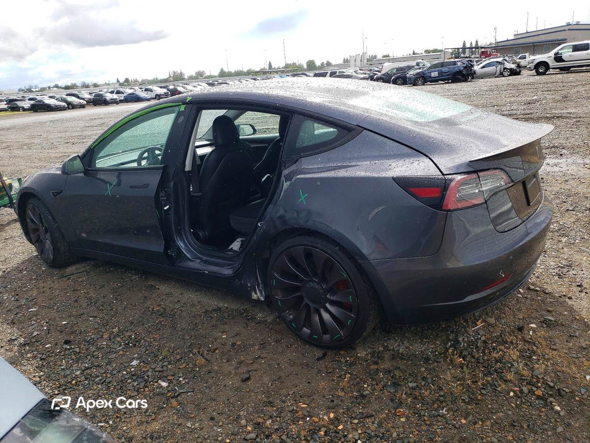 Tesla Model 3 2022