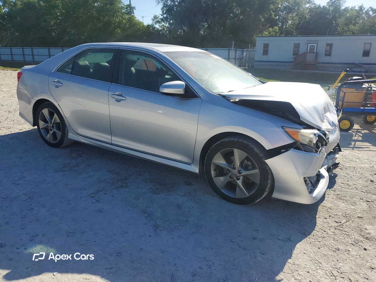Toyota Camry 2012