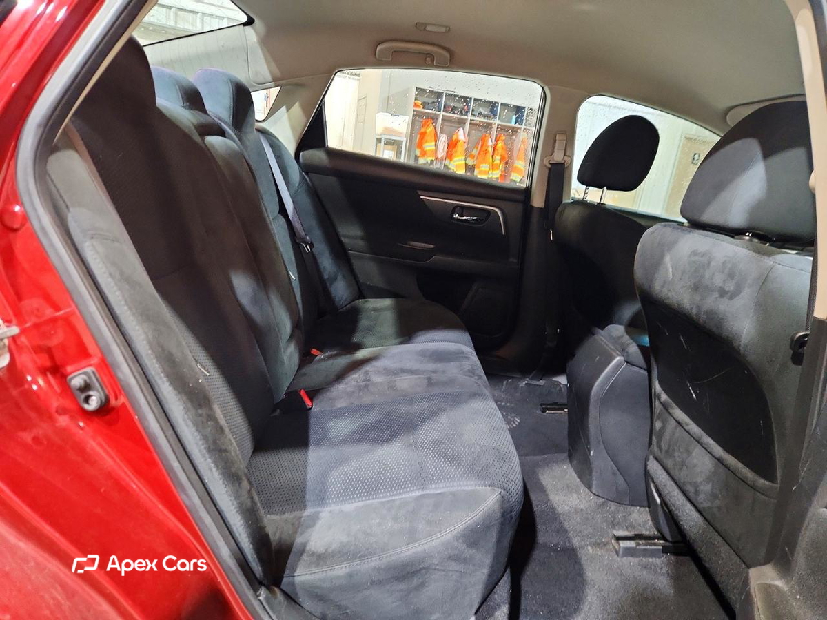 Nissan Altima 2015