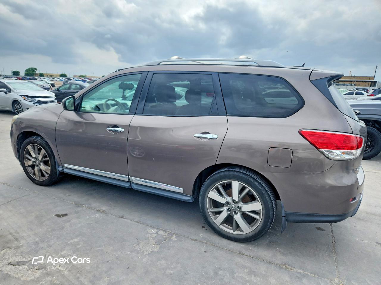Nissan Pathfinder 2013