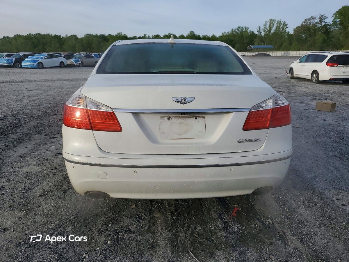 Hyundai Genesis 2009