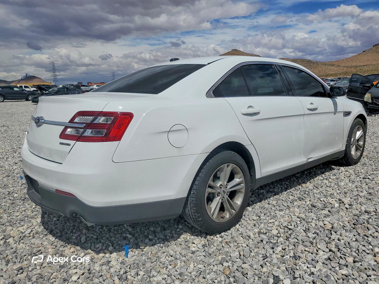 Ford Taurus 2017