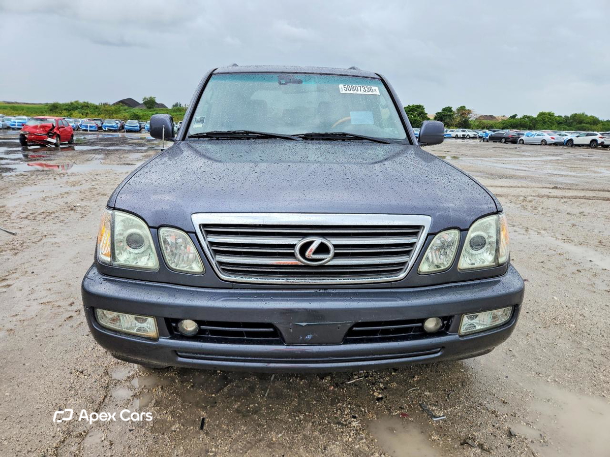 Lexus LX 2004