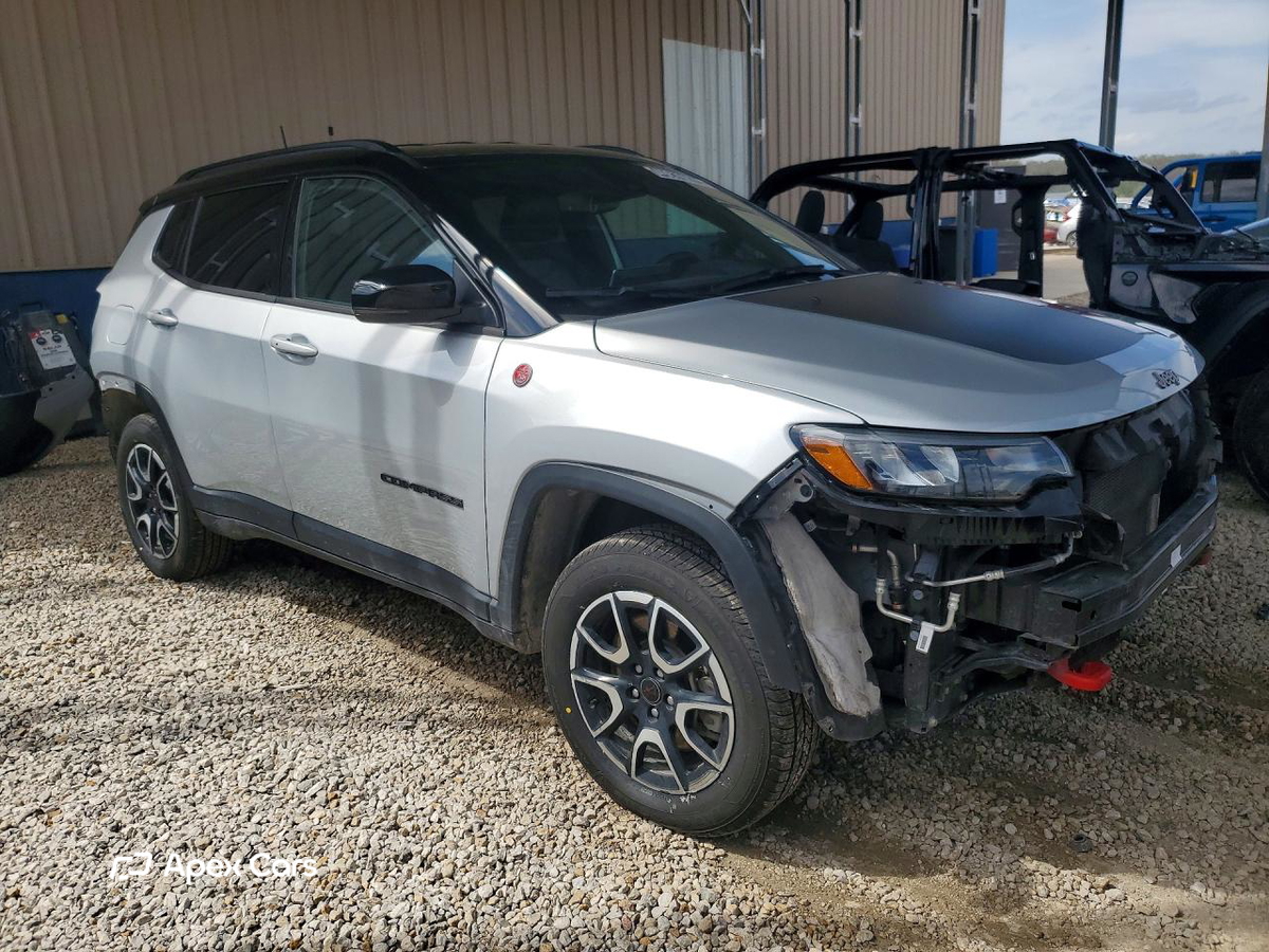 Jeep Compass 2025