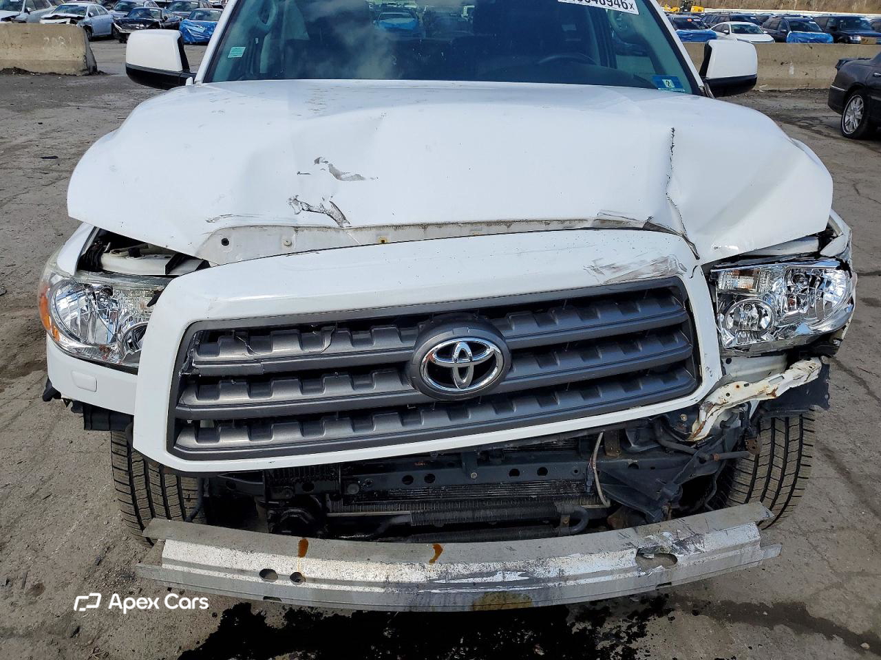 Toyota Sequoia 2010