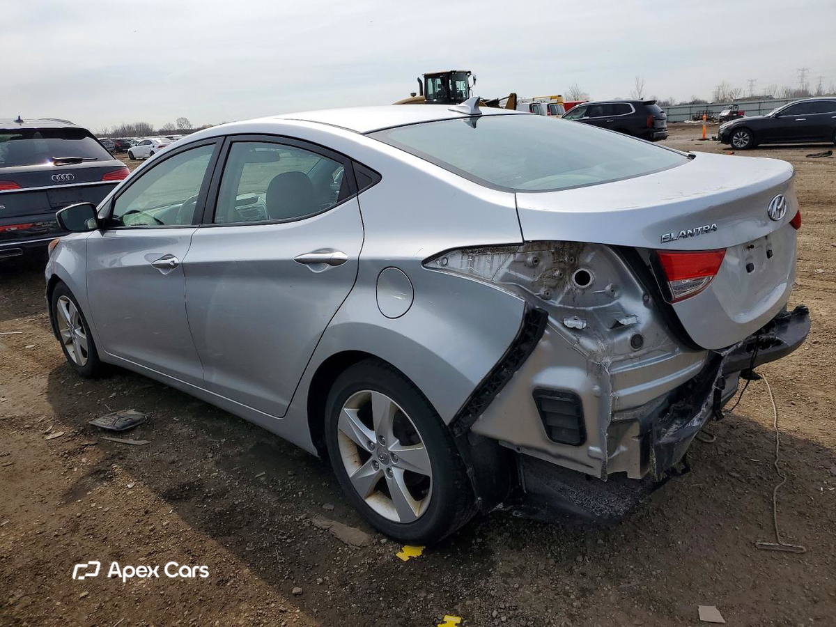 Hyundai Elantra 2013