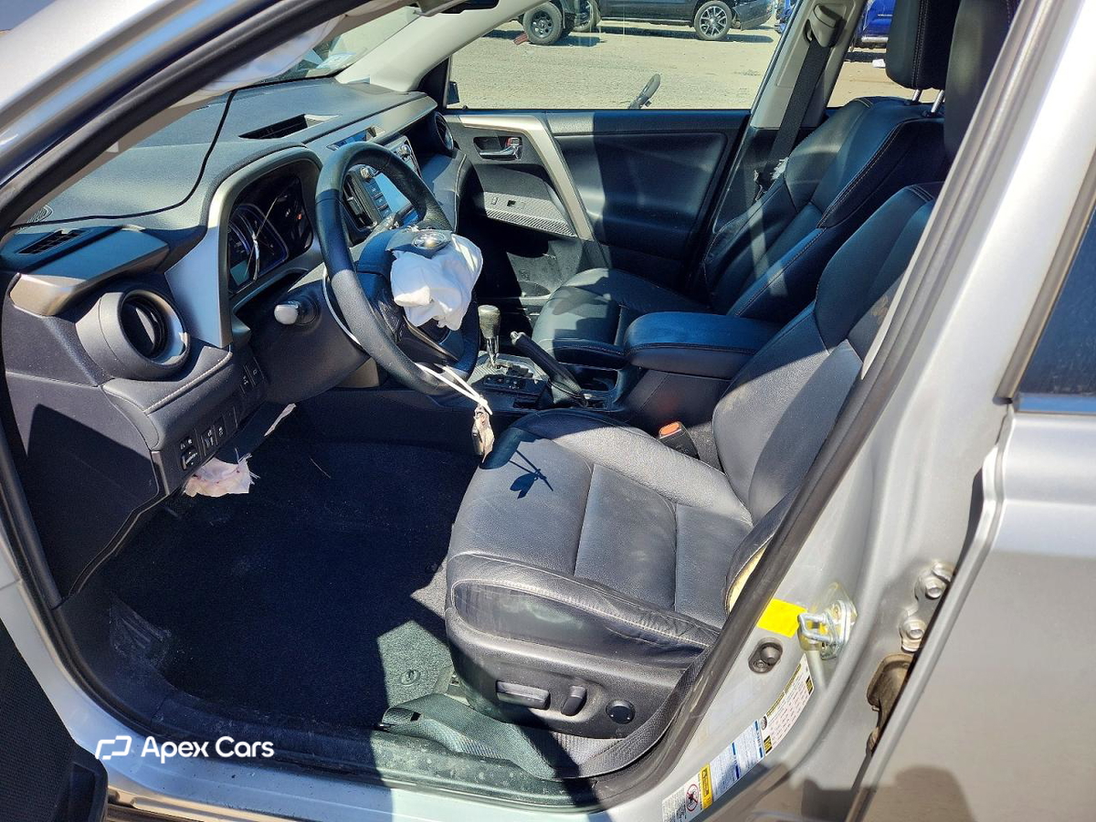 Toyota RAV 4 2015