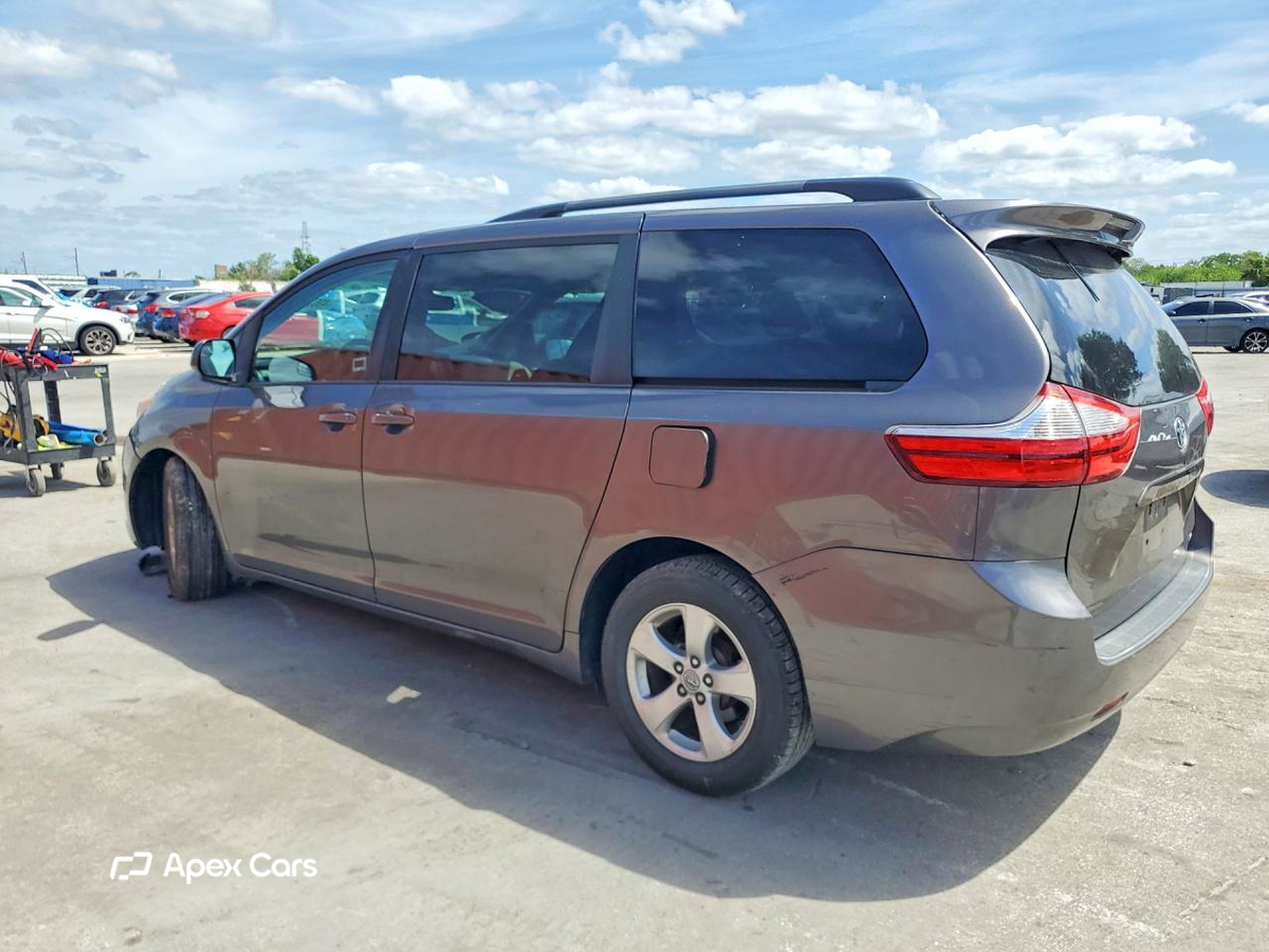 Toyota Sienna 2015