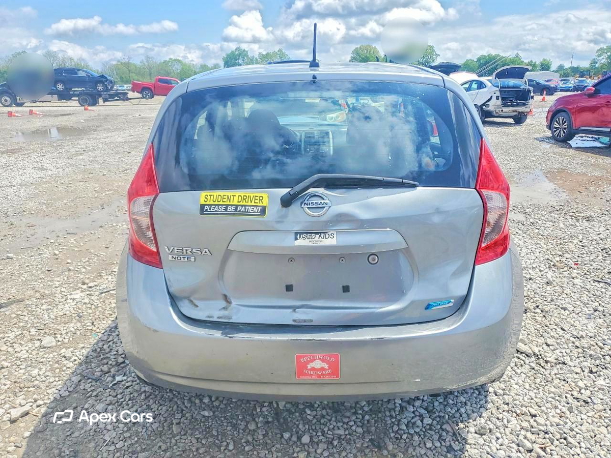 Nissan Versa 2014