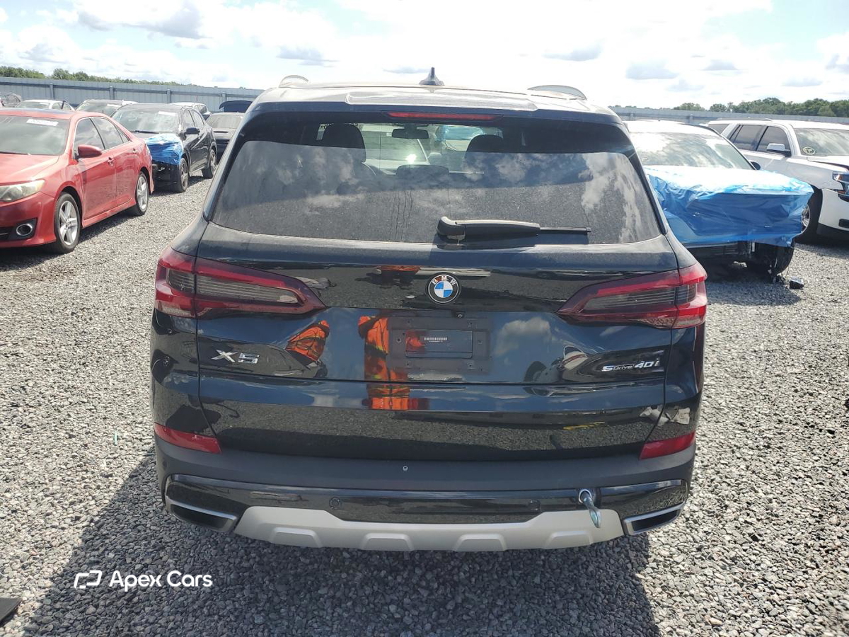 BMW X5 2021