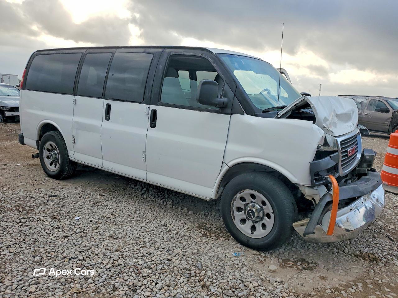 GMC Savana 2012