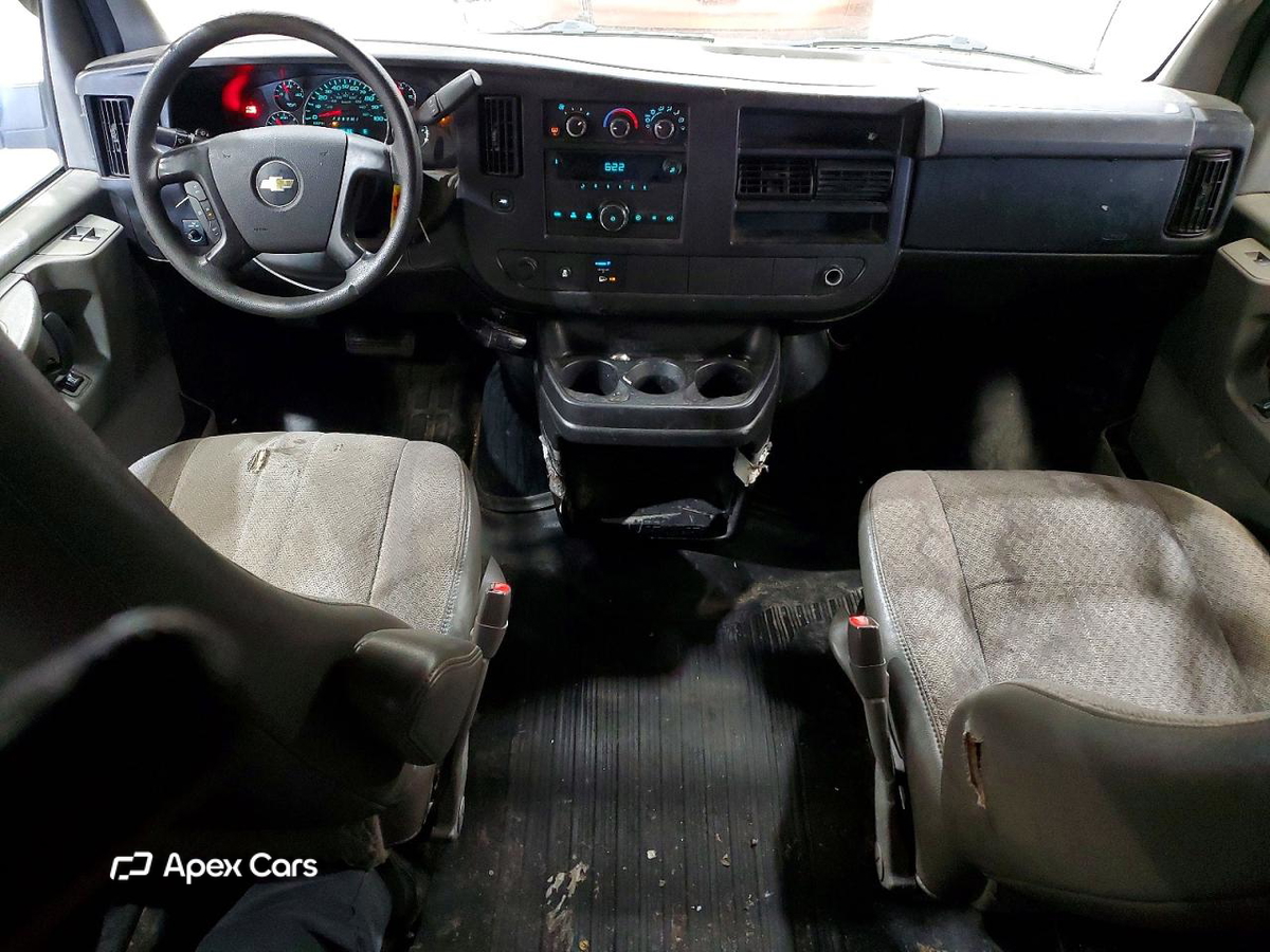 Chevrolet Express 2012