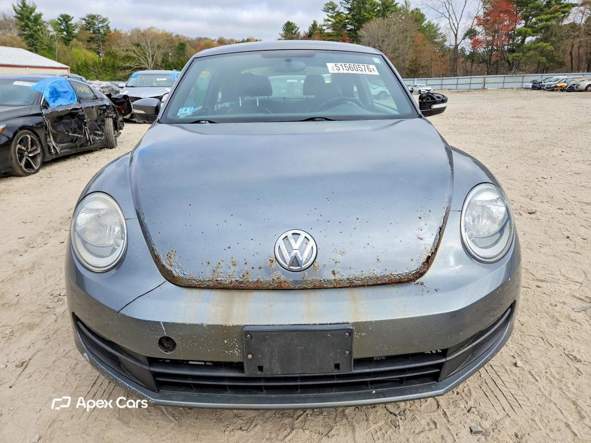 Volkswagen Beetle 2012