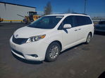 Toyota Sienna 2011