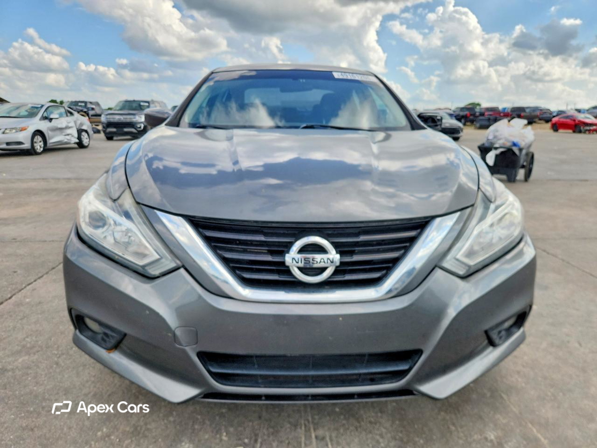 Nissan Altima 2017