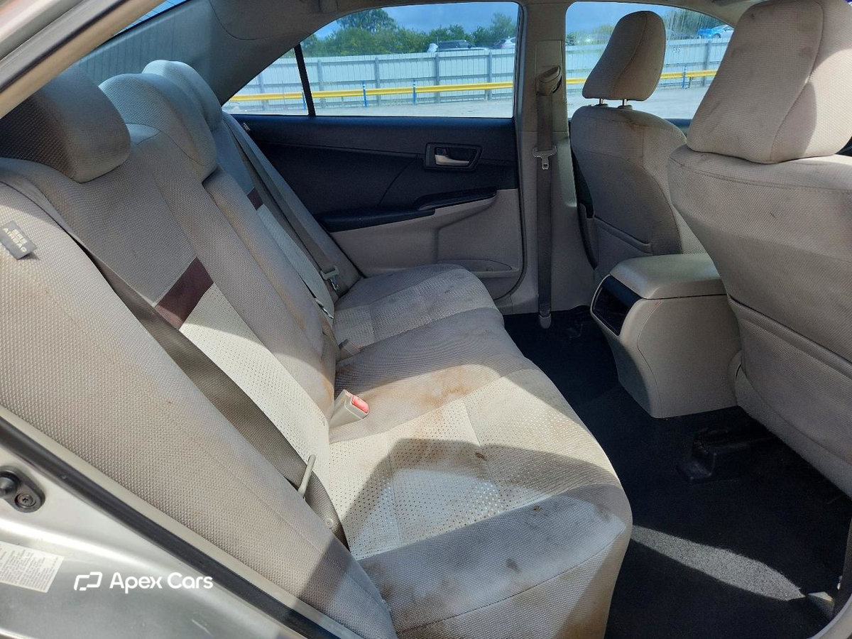 Toyota Camry 2012