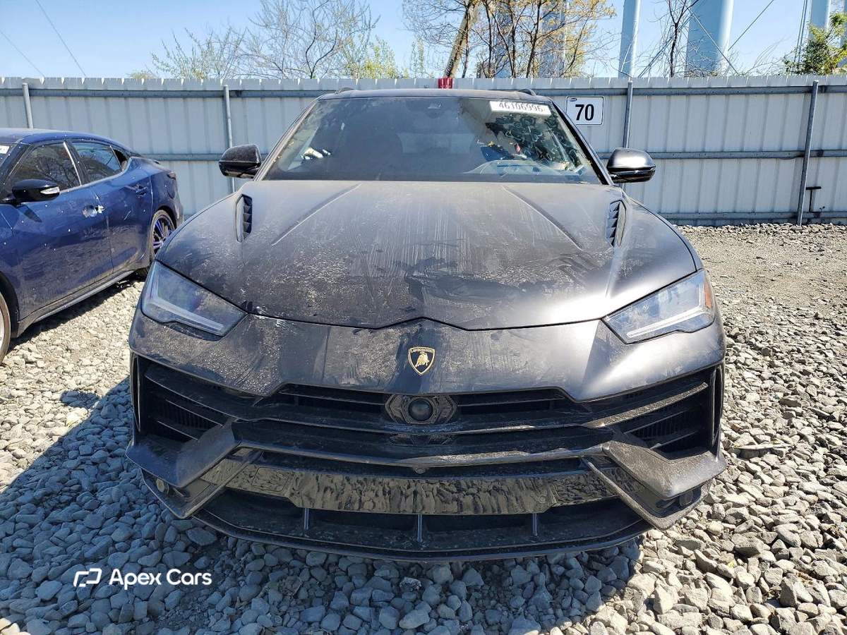 Lamborghini Urus 2024