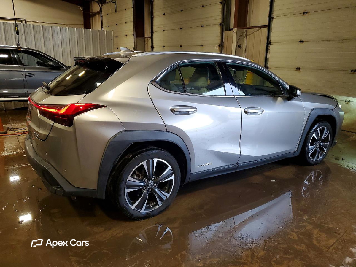 Lexus UX 2020