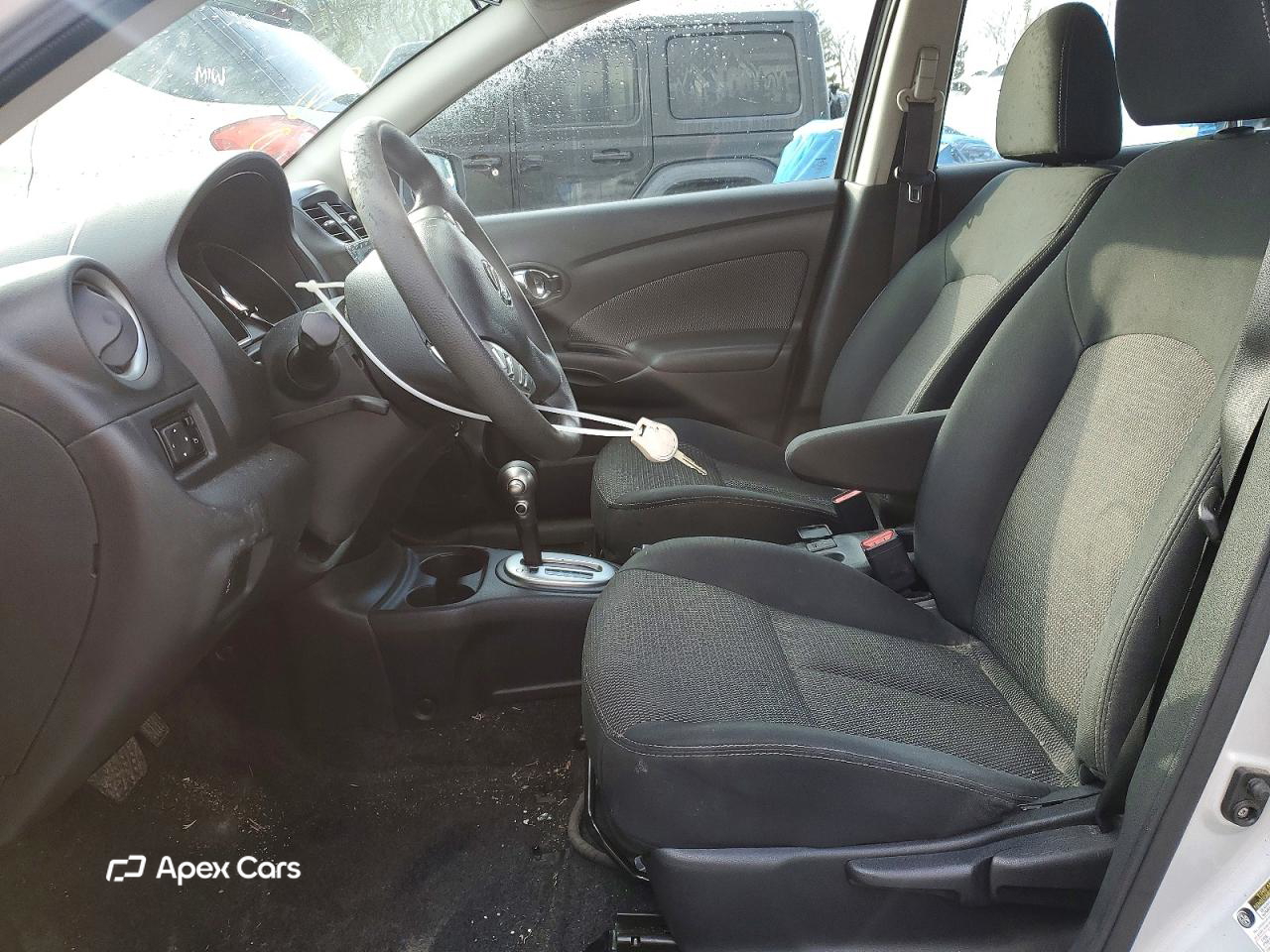 Nissan Versa 2016