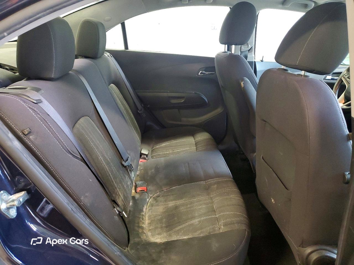 Chevrolet Sonic 2015
