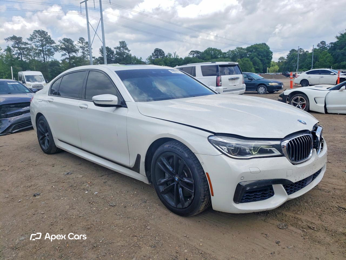 BMW Series 7 2016